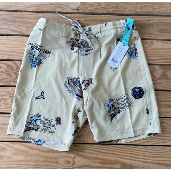 NWT VISSLLA Summer Vacation Board Shorts Size 28